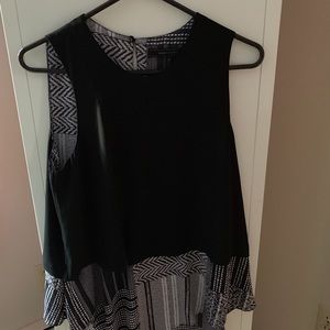 Sleeveless layered top